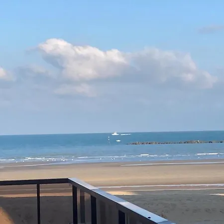 Dunkerque 4 Personnes Face A La Mer Avec Grande Terrasse, Garage Apartmán *