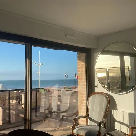Dunkerque 4 Personnes Face A La Mer Avec Grande Terrasse, Garage Dunkirk